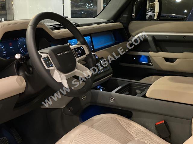 2023 لاند روفر ديفيندر اس اي