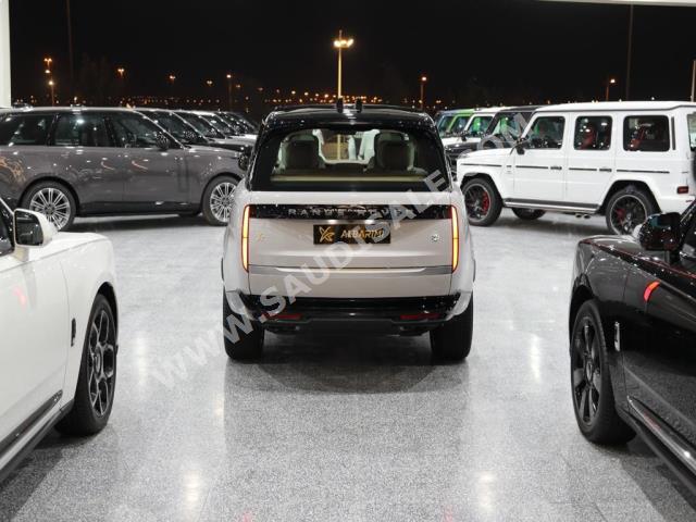 2023 لاند روفر رينج روفر اس في اوتوبيوغرافي