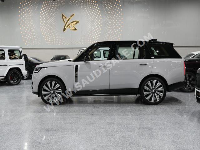 2023 لاند روفر رينج روفر اس في اوتوبيوغرافي