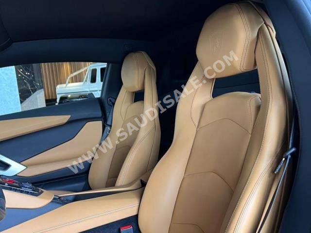 2012 لمبرجيني افنتادور