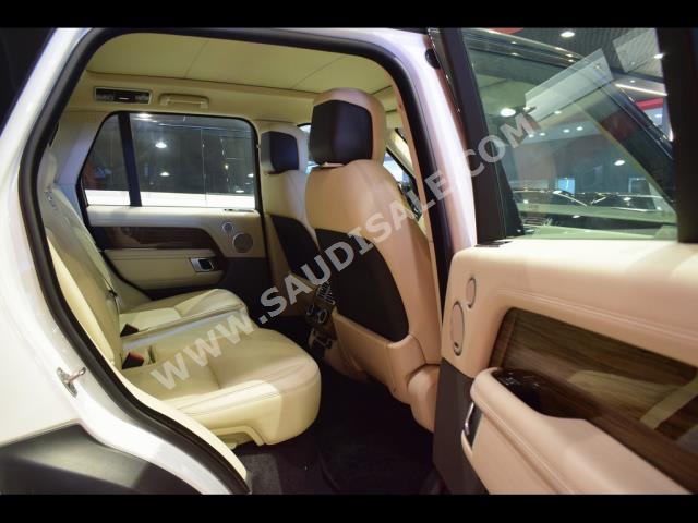 2019 لاند روفر رينج روفر فوج اتش اس اي