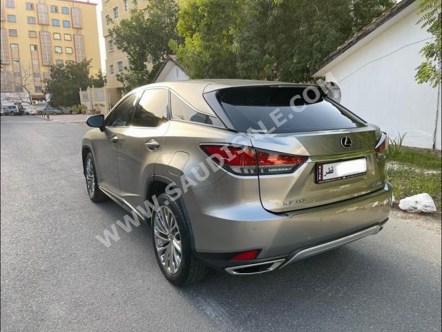 2020 لكزس أر إكس 350