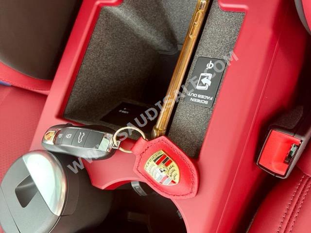 2022 بورش ماكان