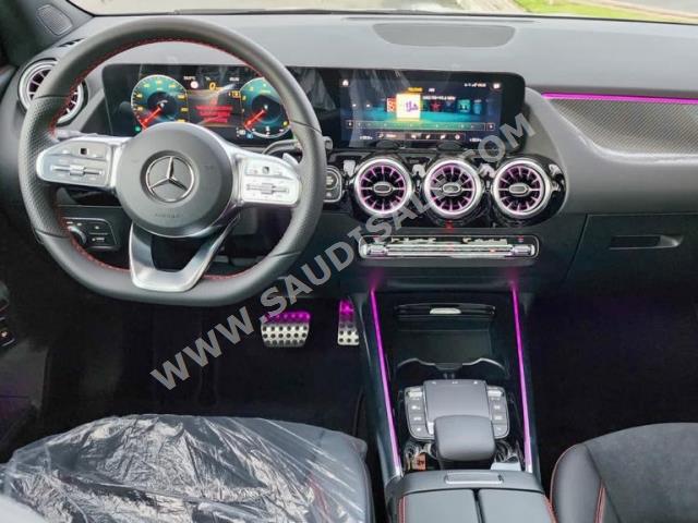 2022 مرسيدس - بنز جي إل أي 200