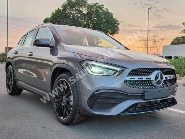 2022 مرسيدس - بنز جي إل أي 200