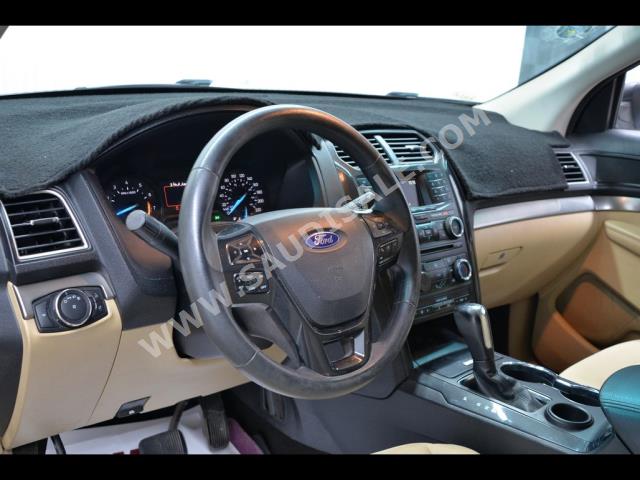 2016 فورد اكسبلورر اكس ال تي