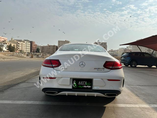 2017 مرسيدس - بنز سي 300 أي إم جي كوبيه