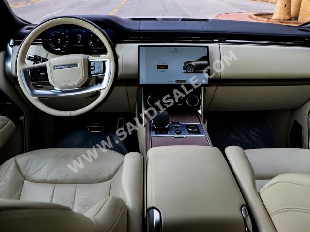 2022 لاند روفر رينج روفر فيرست اديشن