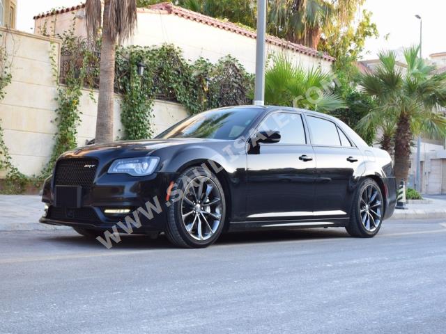 2016 Chrysler 300 SRT