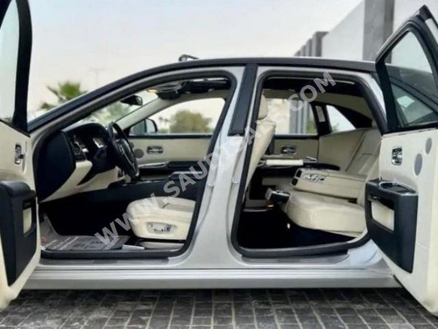 2014 رولز رويس قوست