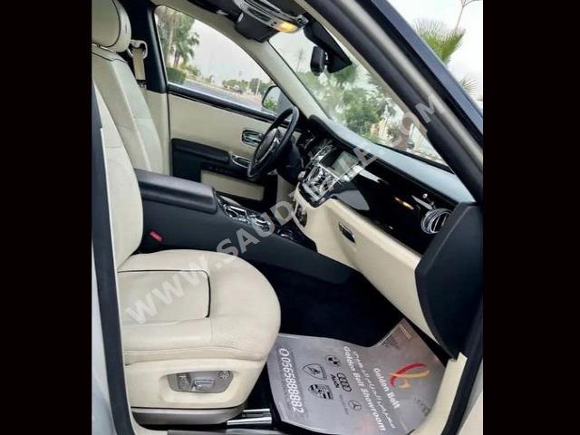 2014 رولز رويس قوست