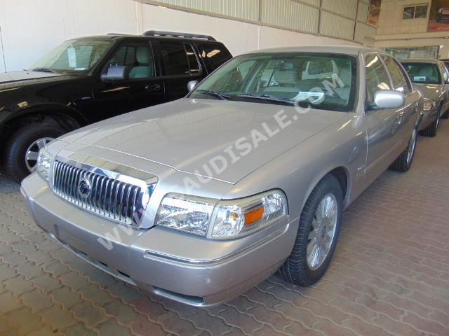 2010 Mercury Grand Marquis