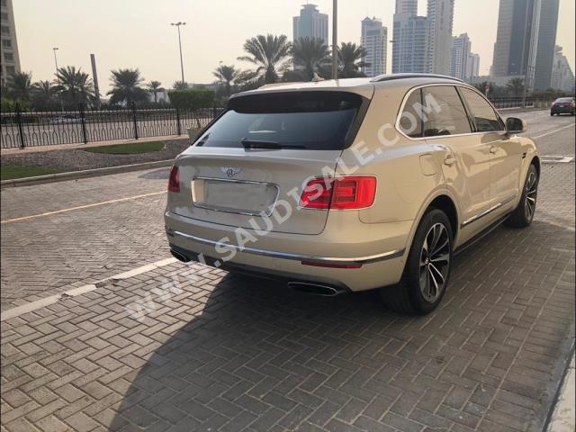 2017 بنتلي بنتايجا