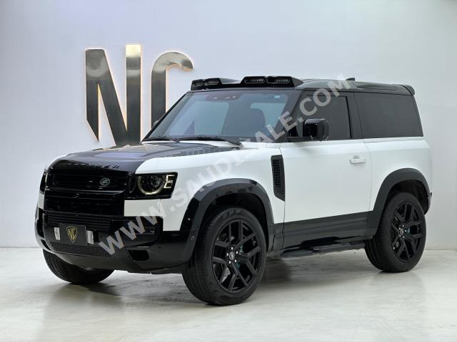 2021 لاند روفر ديفيندر اس اي