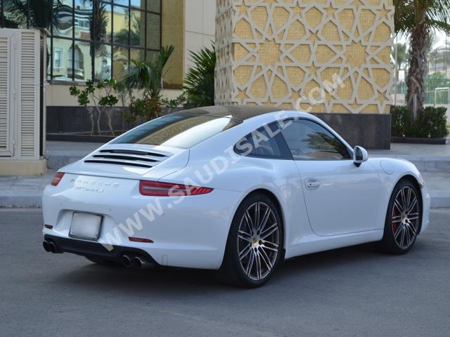 2015 بورش 911 كاريرا اس