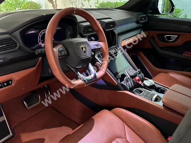 2023 لمبرجيني اوروس اس