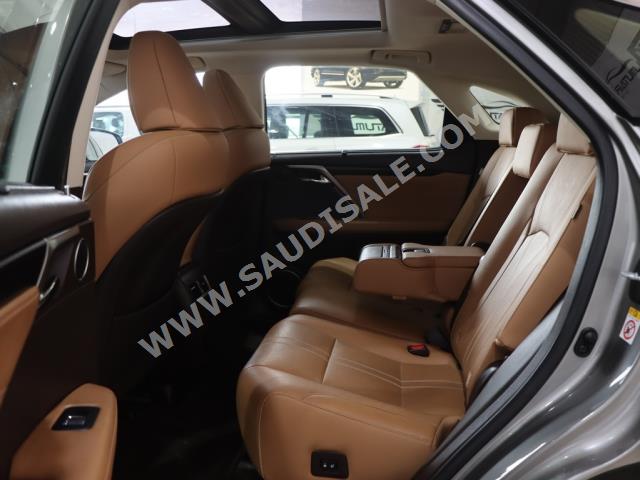 2017 لكزس أر إكس 450 هابرد