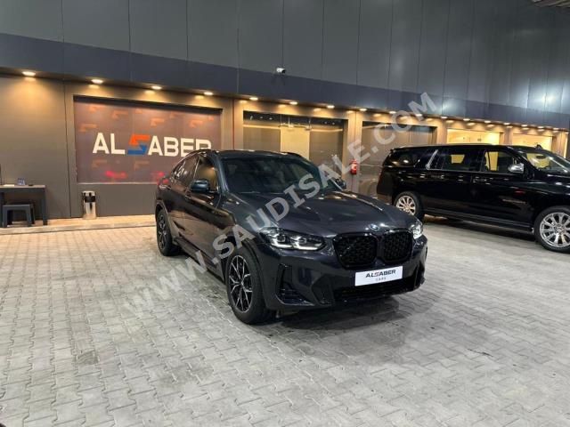 2022 بي ام دبليو الفئة اكس 4