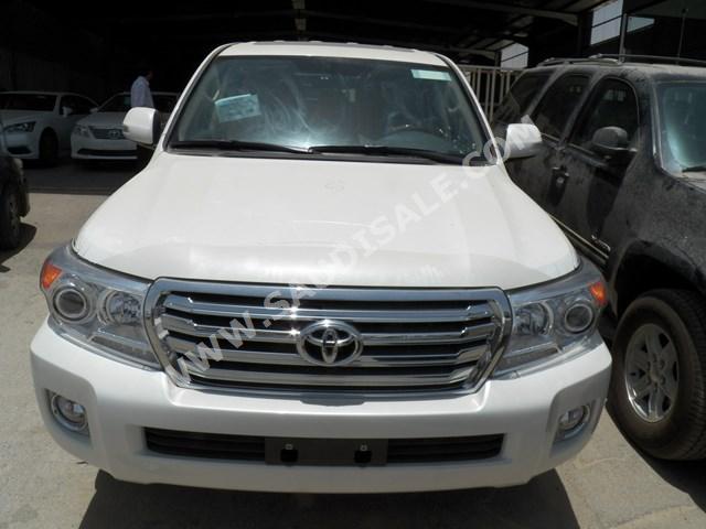 2014 Toyota Land Cruiser GX