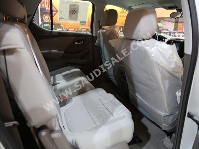 2018 Chevrolet Traverse LS