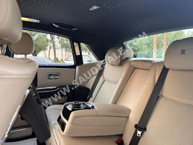 2017 رولز رويس قوست