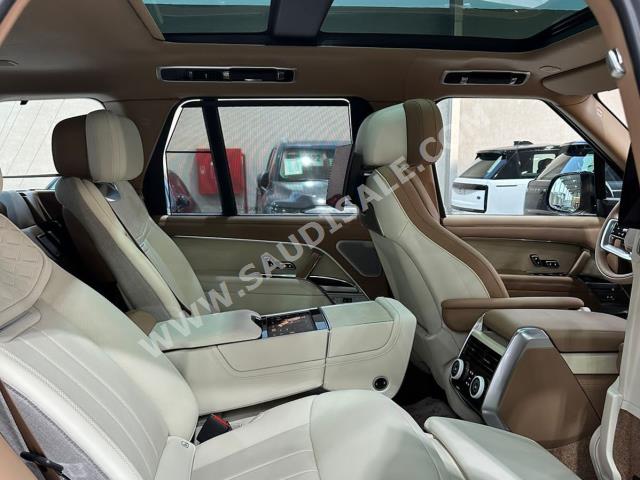 2023 لاند روفر رينج روفر فوج اوتوبيوغرافي اس في