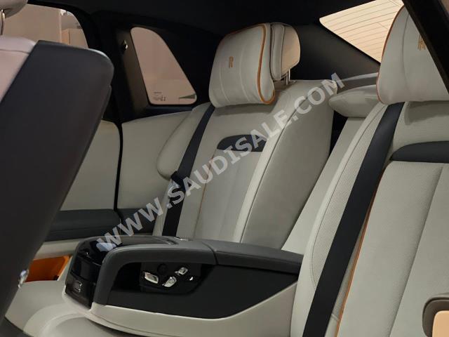 2022 رولز رويس قوست