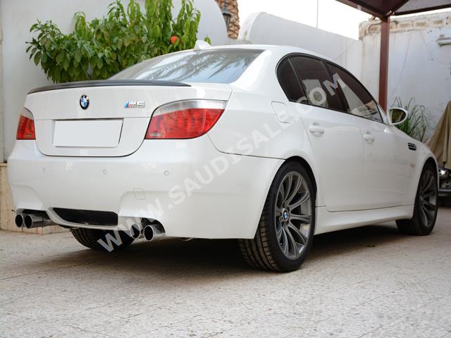 2007 BMW M Series M5