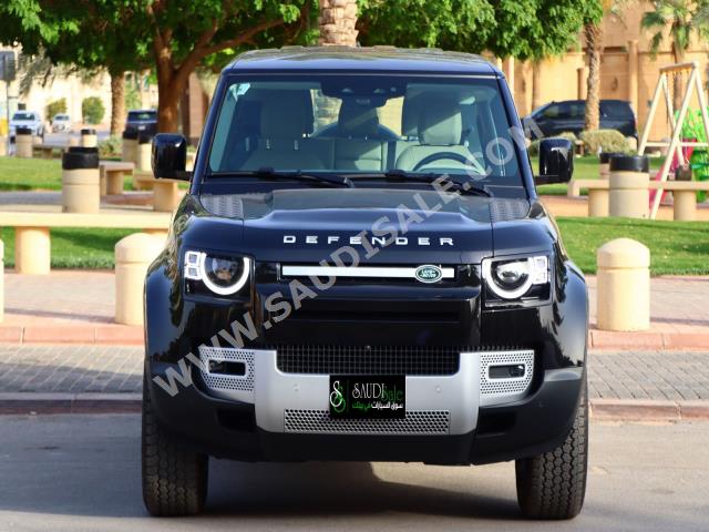 2023 لاند روفر ديفيندر 90