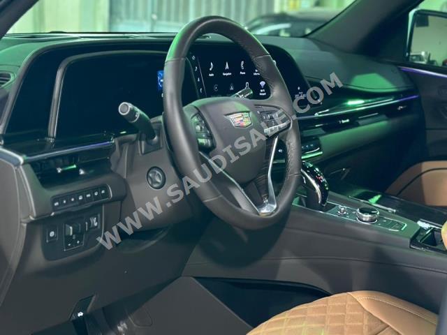 2021 كاديلاك اسكاليد