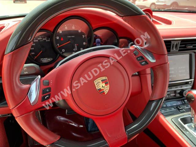 2013 Porsche 911 Carrera