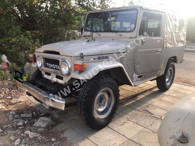 1978 تويوتا لاند كروزر ربع