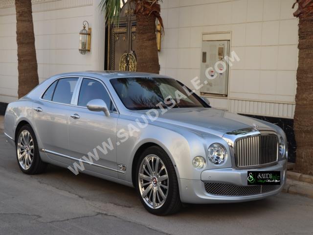 2014 بنتلي مولسان