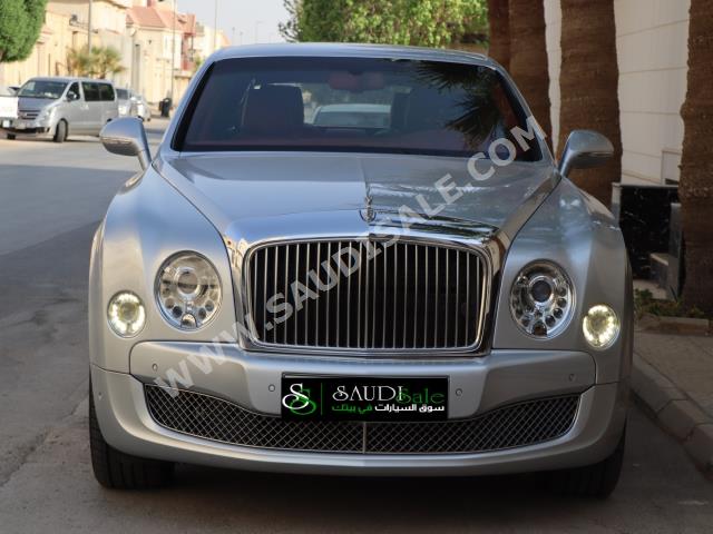 2014 بنتلي مولسان