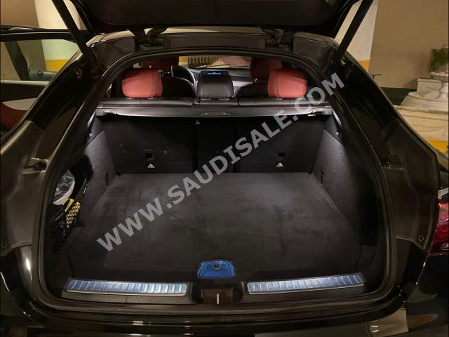 2021 مرسيدس - بنز جي إل سي 200