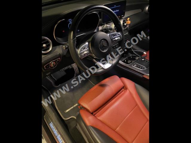 2021 مرسيدس - بنز جي إل سي 200