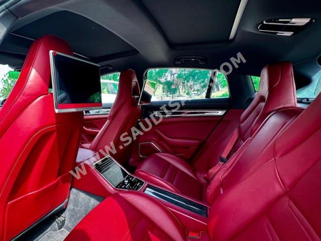 2017 بورش بانميرا