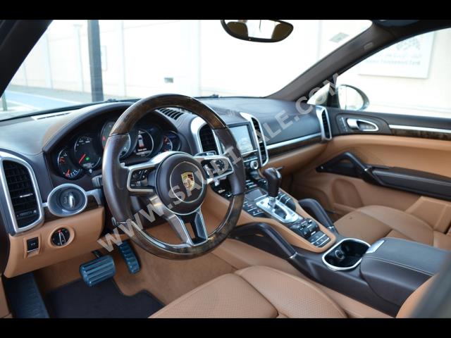 2016 بورش كايين اس