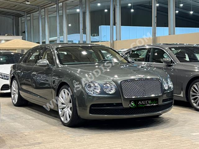 2015 بنتلي كونتيننتل فلاينج سبير