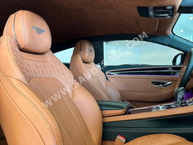 2022 بنتلي كونتيننتل جي تي