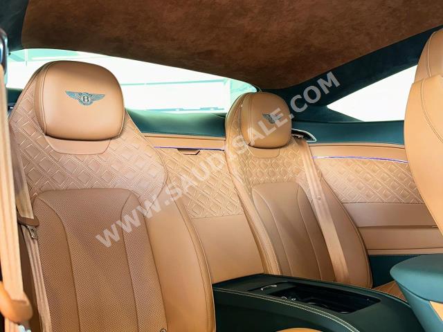 2022 بنتلي كونتيننتل جي تي