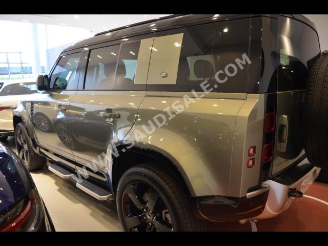 2023 لاند روفر ديفيندر اتش اس اي