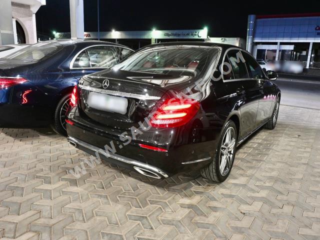 2017 مرسيدس - بنز إي 200 أي إم جي