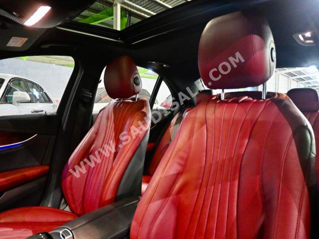 2017 مرسيدس - بنز إي 200 أي إم جي