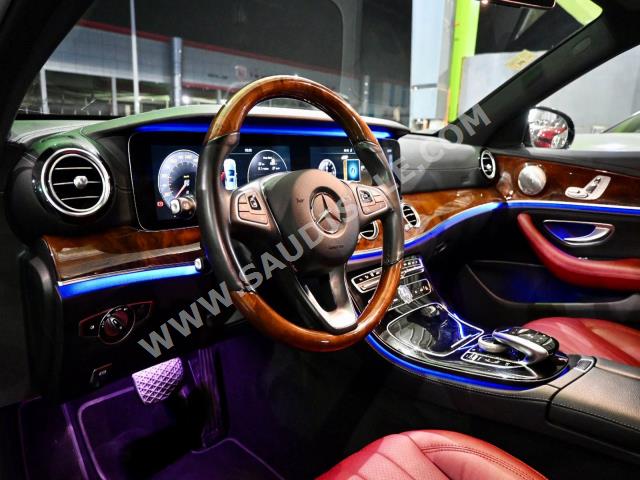 2017 مرسيدس - بنز إي 200 أي إم جي