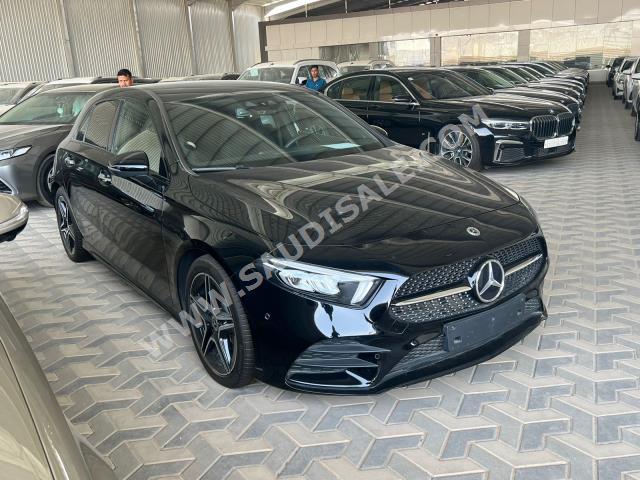 2022 مرسيدس - بنز أي 200