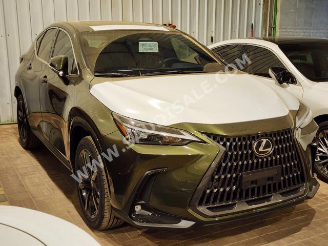 2024 لكزس إن إكس 350