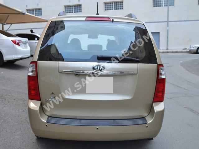 2010 Kia Carnival