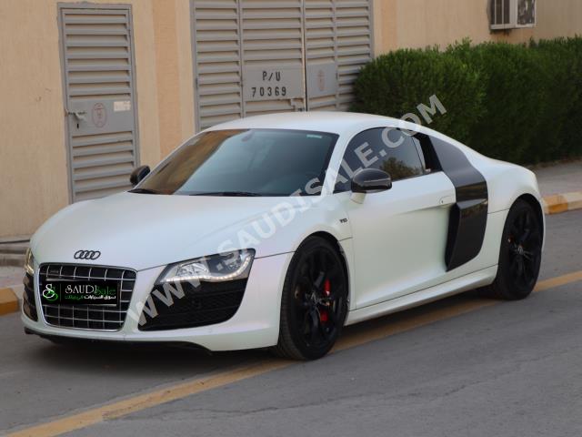 2011 اودي ار 8