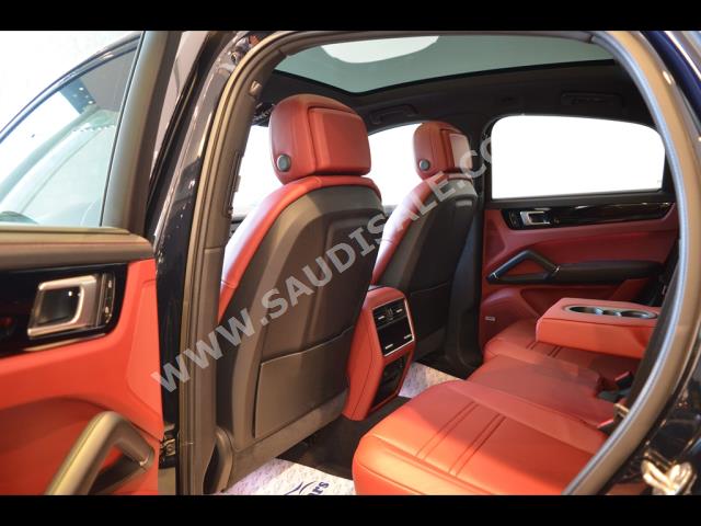 2022 بورش كايين